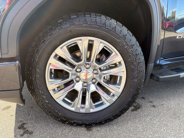 Used 2023 GMC Sierra 1500 Denali AWD/4WD image 11
