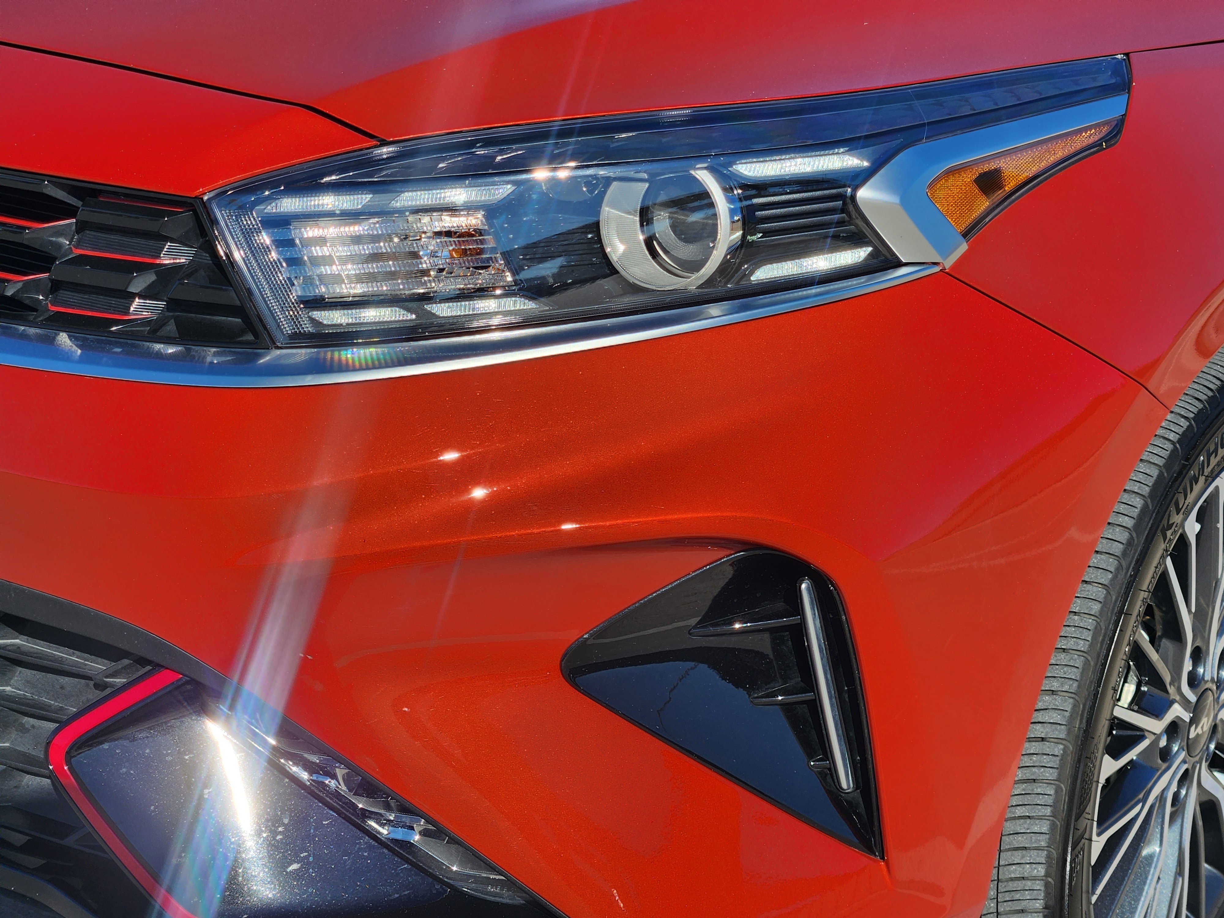 Used 2023 Kia Forte GT-Line w/ GT-Line Premium Package image 9