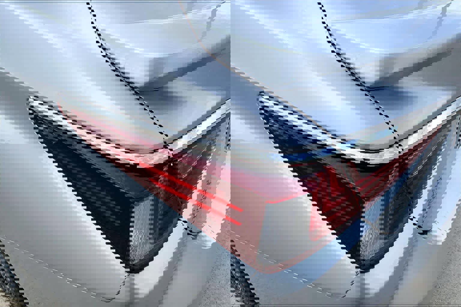 Used 2023 Lexus ES 350 Luxury w/ Protection Package (P2) image 28