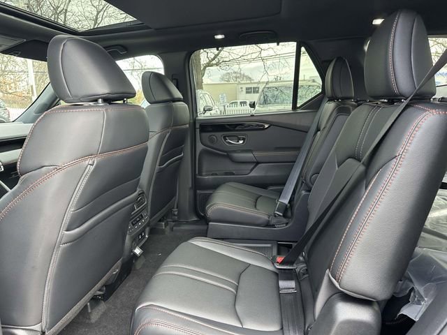 New 2026 Honda Pilot TrailSport image 9