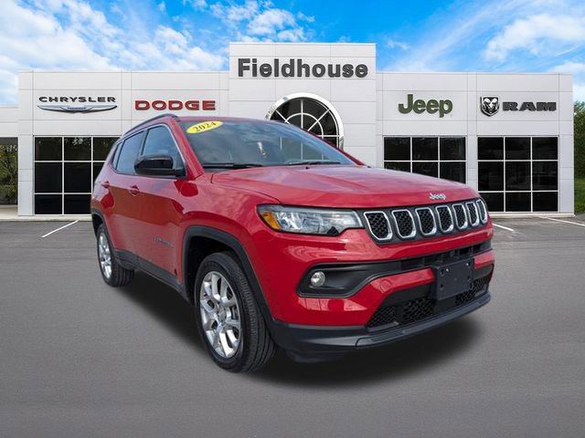 Used 2024 Jeep Compass Latitude AWD/4WD image 9