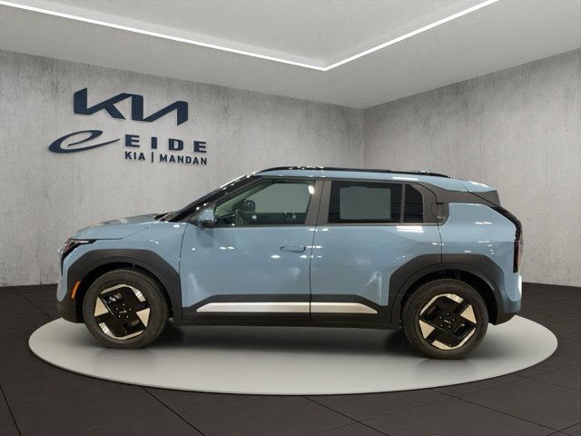New 2027 Kia EV3 Wind FWD image 18