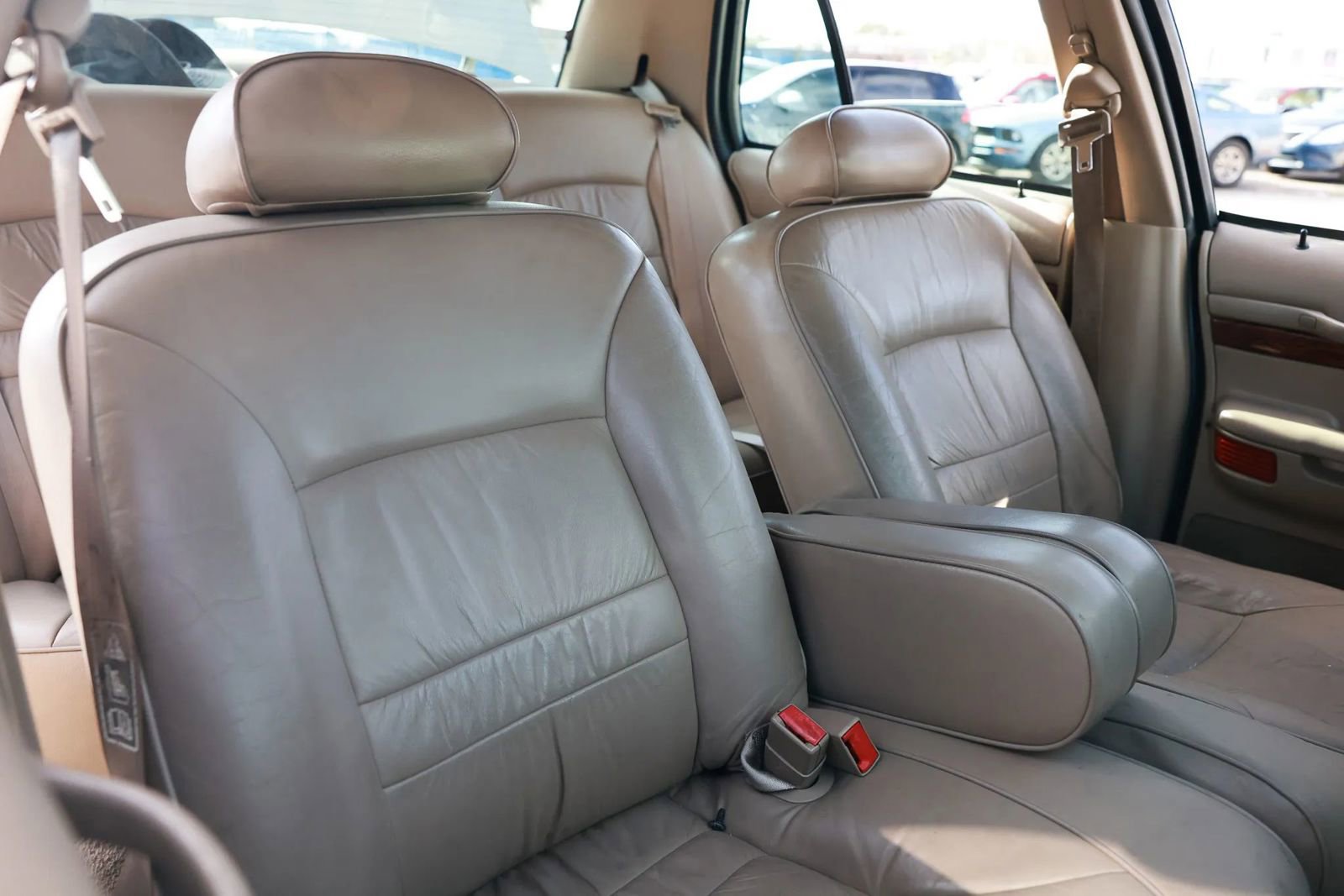 Used 2002 Mercury Grand Marquis LS image 19