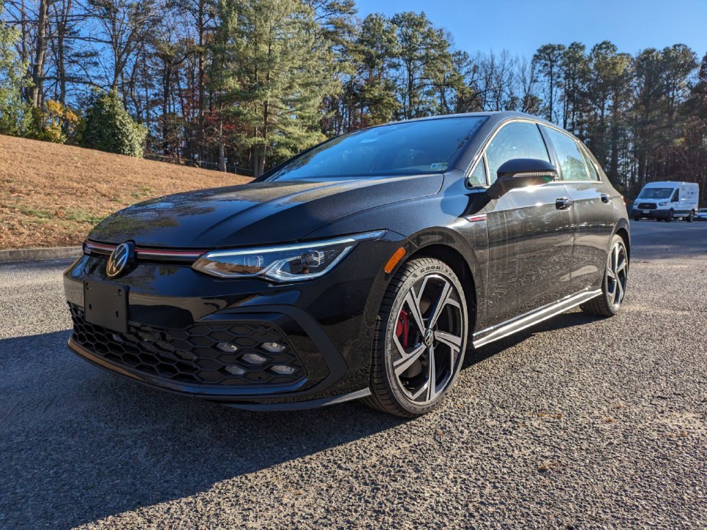 New 2024 Volkswagen GTI SE FWD image 8