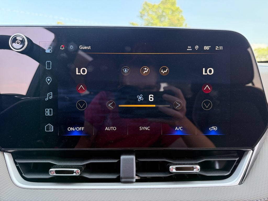 New 2027 Chevrolet Equinox LT w/ Convenience Package II AWD/4WD image 28