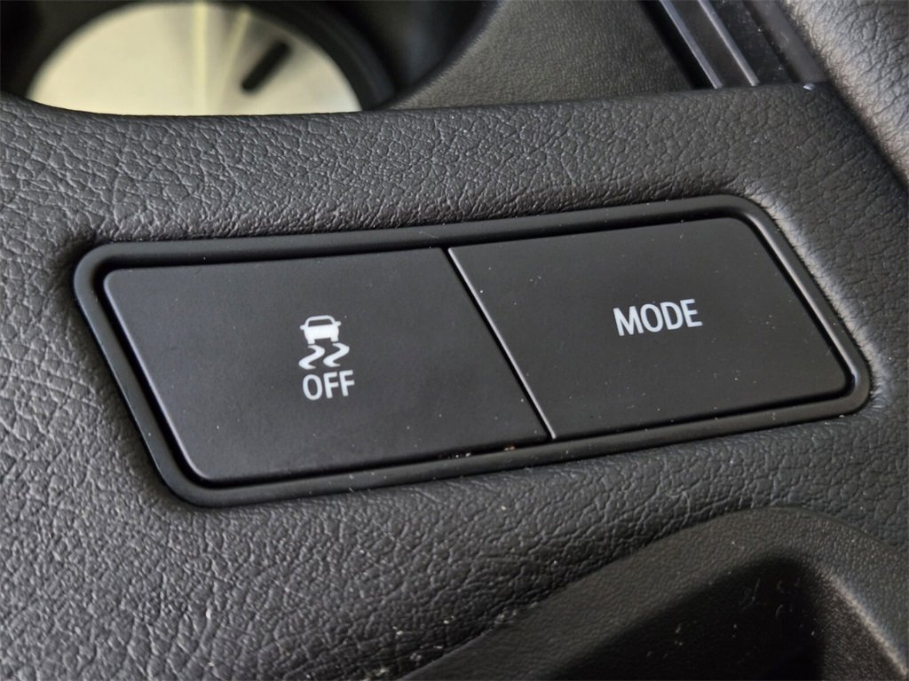 Used 2025 Cadillac XT6 Premium Luxury image 29