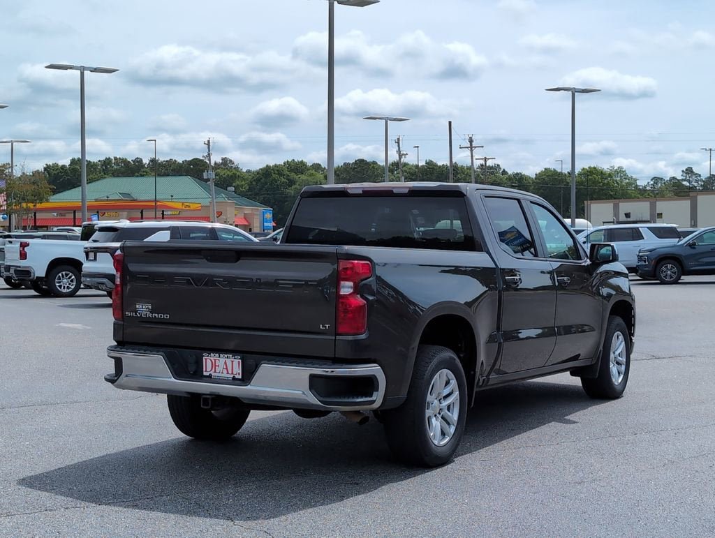 Used 2021 Chevrolet Silverado 1500 LT RWD image 3