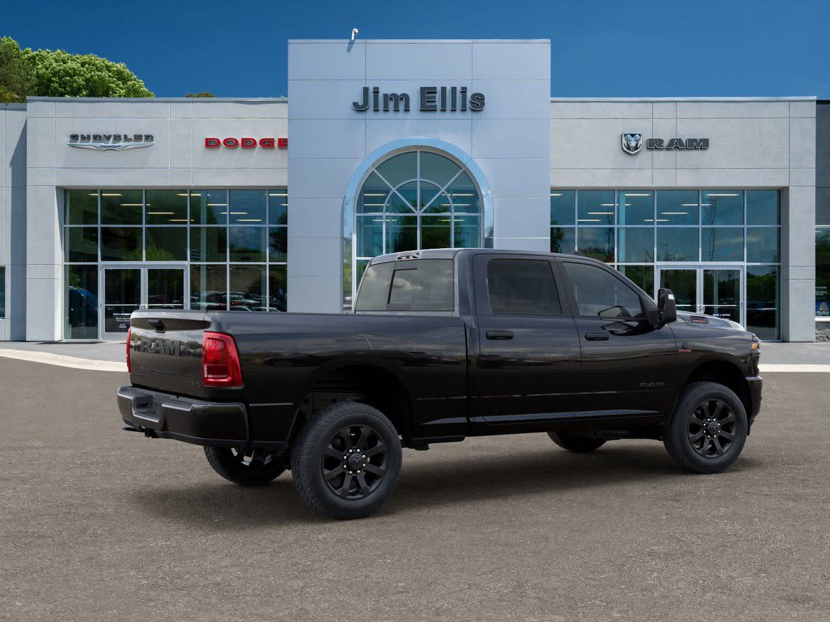 New 2026 RAM 2500 Big Horn AWD/4WD image 4