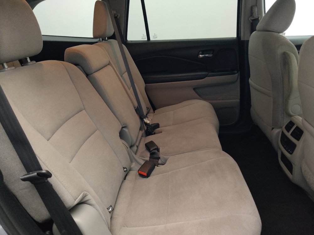 Used 2021 Honda Pilot EX image 19