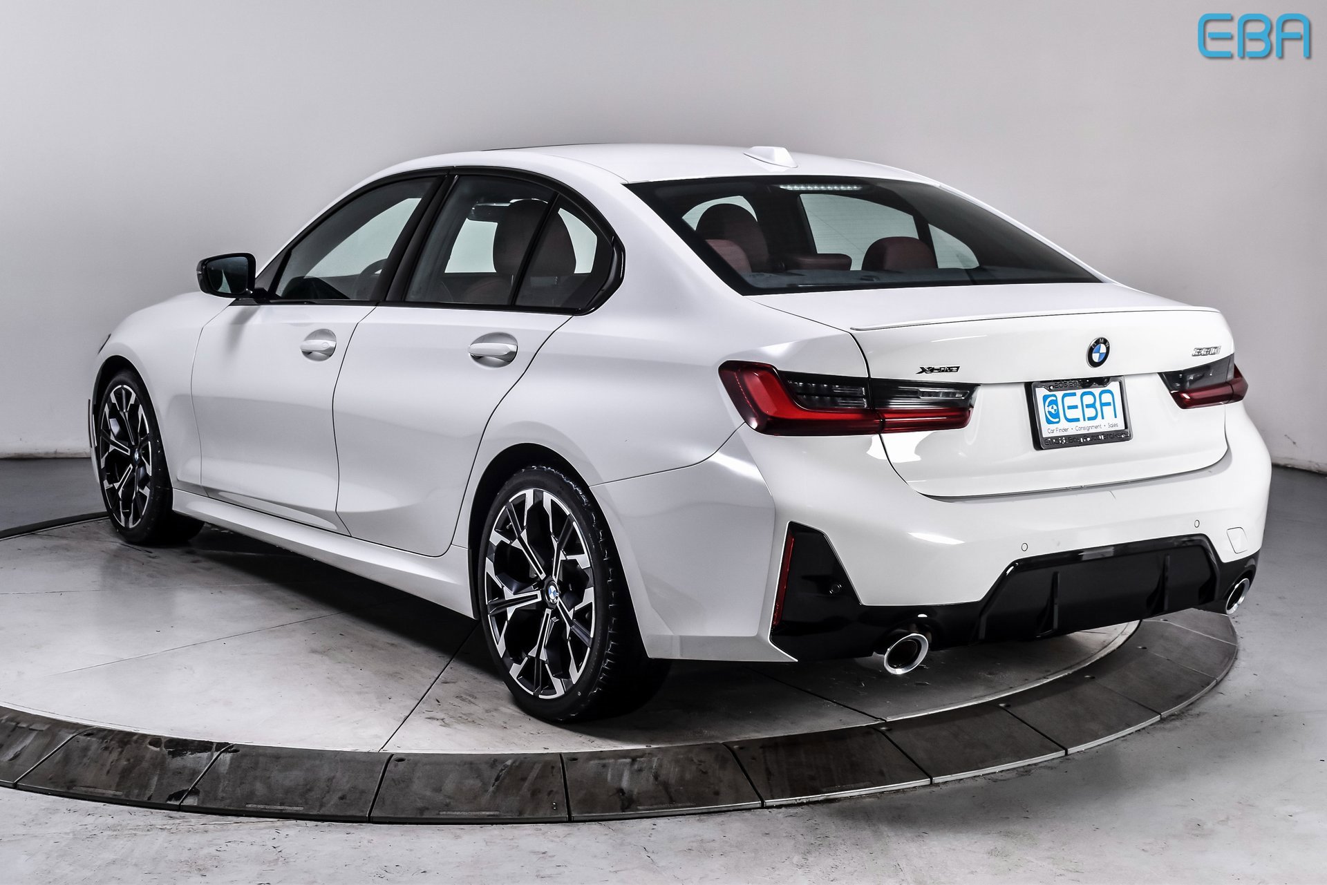 Used 2025 BMW 330i xDrive 330i xDrive w/ M Sport Package image 4