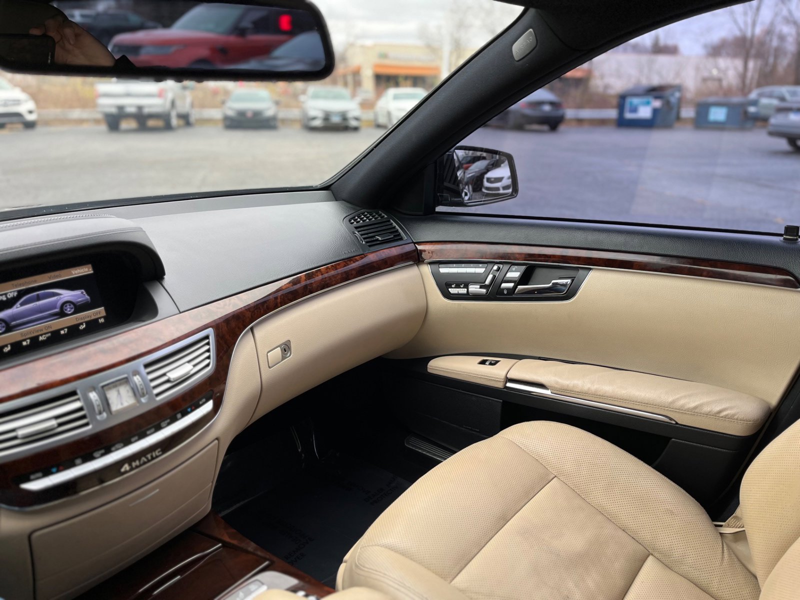 Used 2011 Mercedes-Benz S 550 4MATIC image 35
