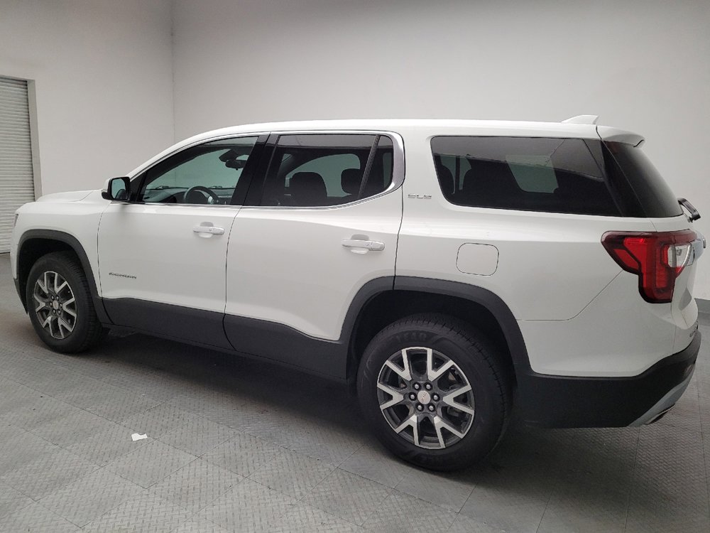 Used 2022 GMC Acadia SLE FWD image 3
