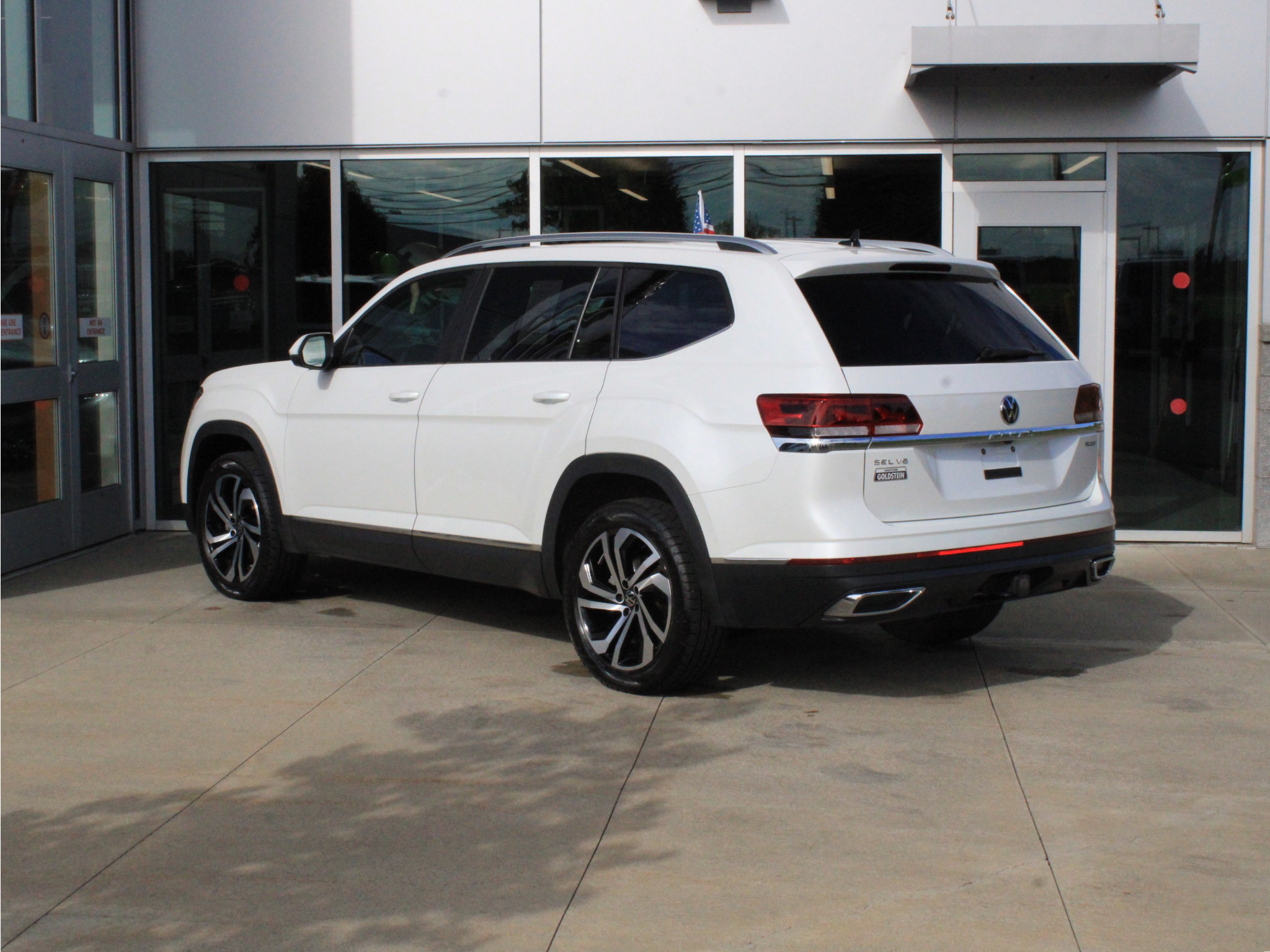 Used 2023 Volkswagen Atlas SEL AWD/4WD image 8