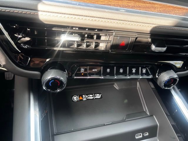 New 2026 Chevrolet Suburban High Country image 33