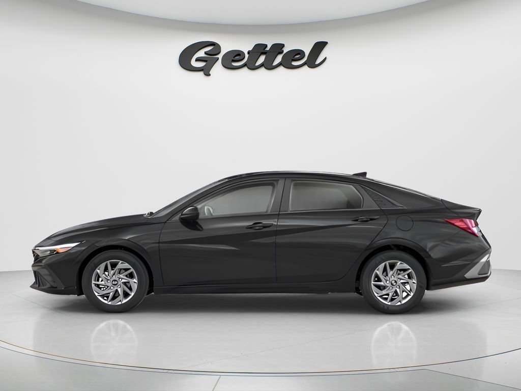 New 2026 Hyundai Elantra SEL Sport Premium FWD video 2