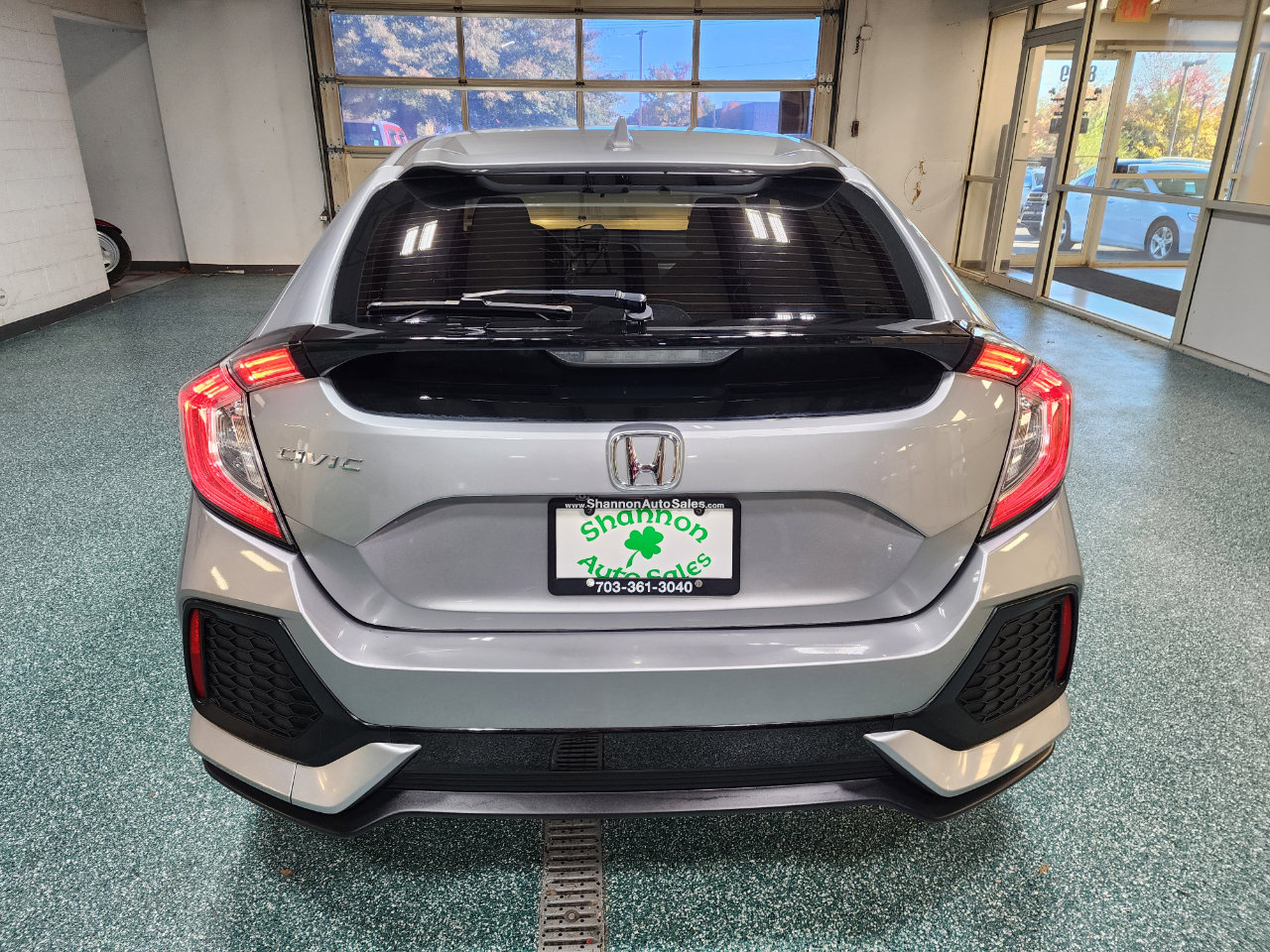 Used 2018 Honda Civic EX image 8