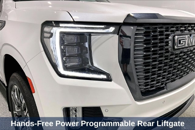 Used 2024 GMC Yukon XL Denali Ultimate AWD/4WD image 42