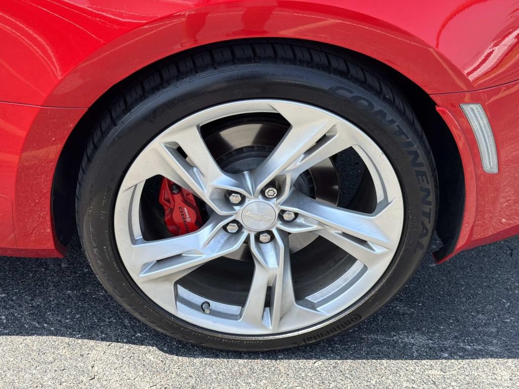 Used 2022 Chevrolet Camaro SS RWD image 10
