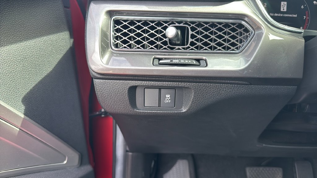 Used 2025 Acura Integra FWD image 39