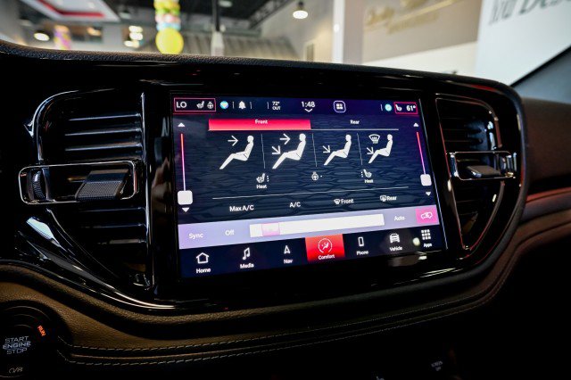 Used 2021 Dodge Durango GT image 39