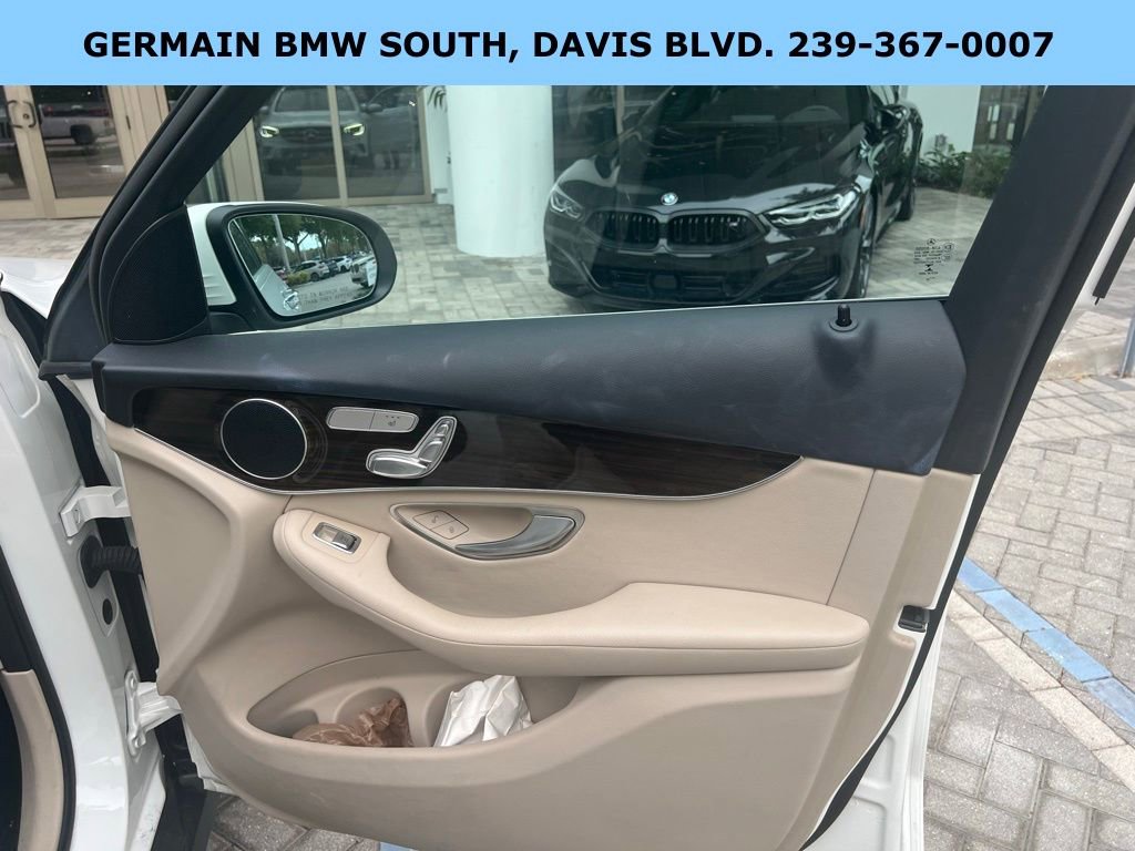 Used 2022 Mercedes-Benz GLC 300 image 24