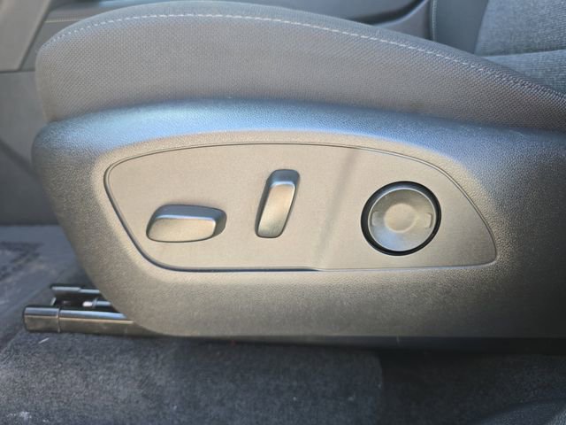 Certified 2025 GMC Acadia Elevation image 18