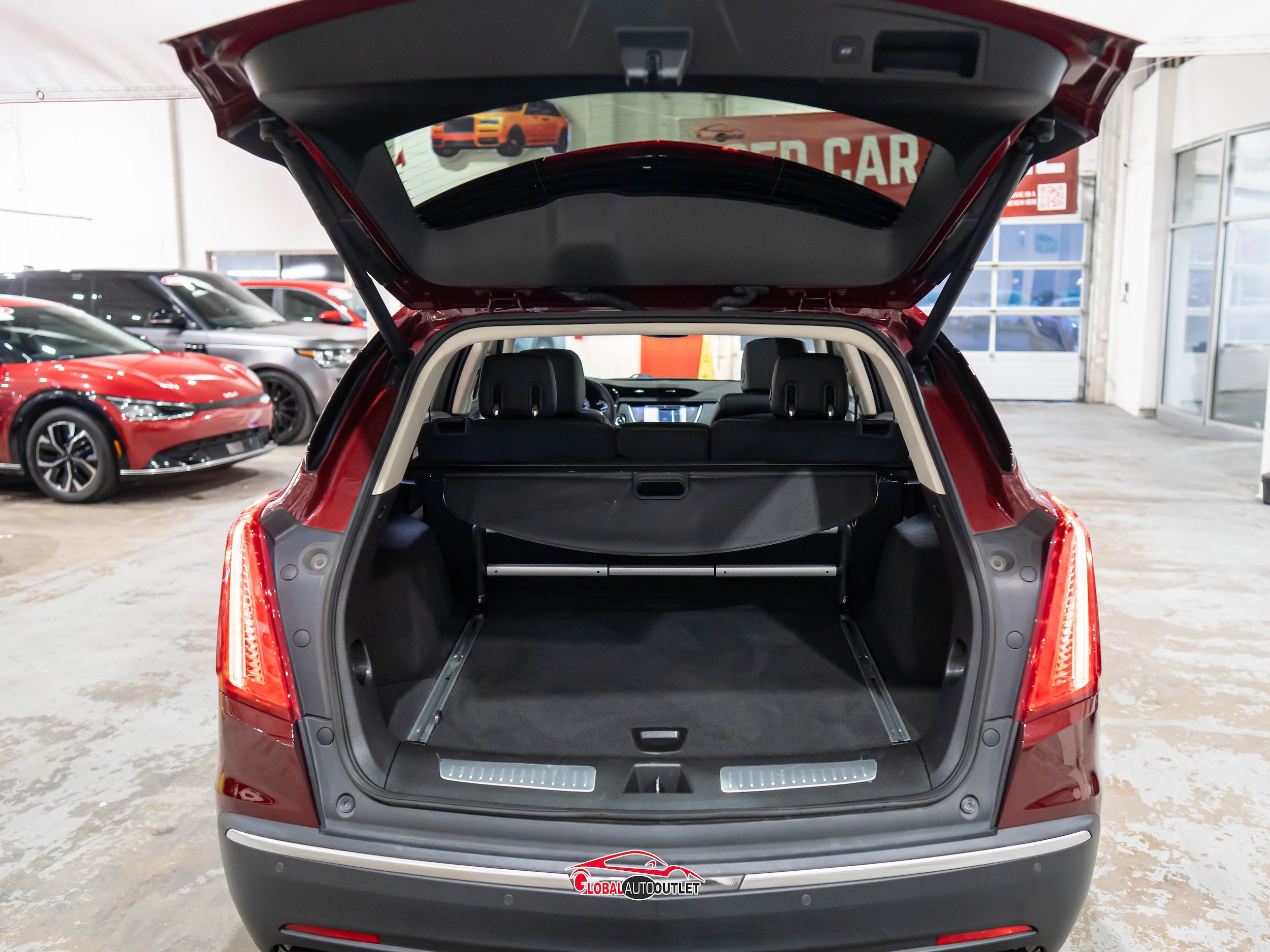 Used 2017 Cadillac XT5 Luxury AWD/4WD image 48