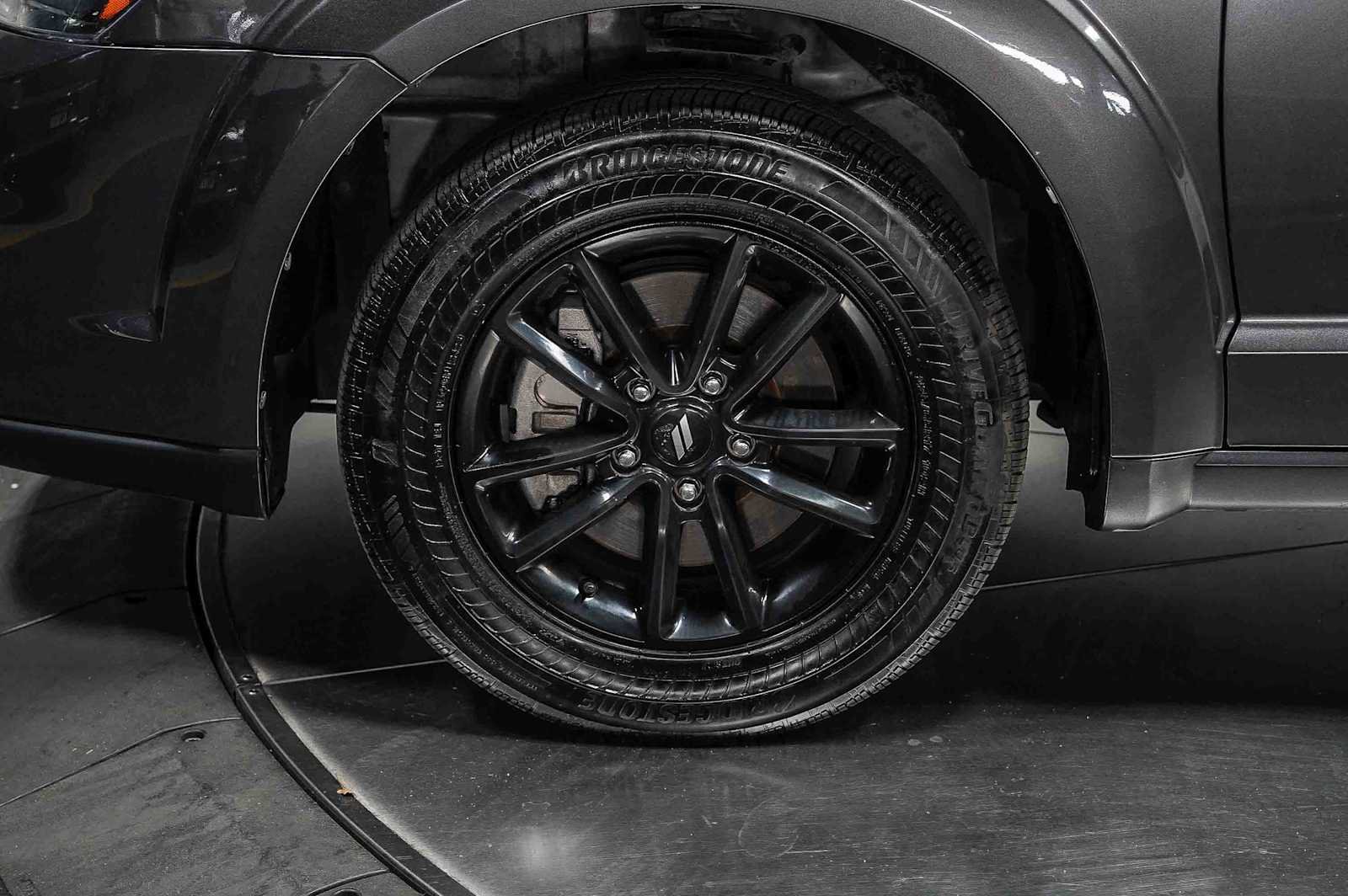Used 2019 Dodge Journey SE w/ Premium Group FWD image 9