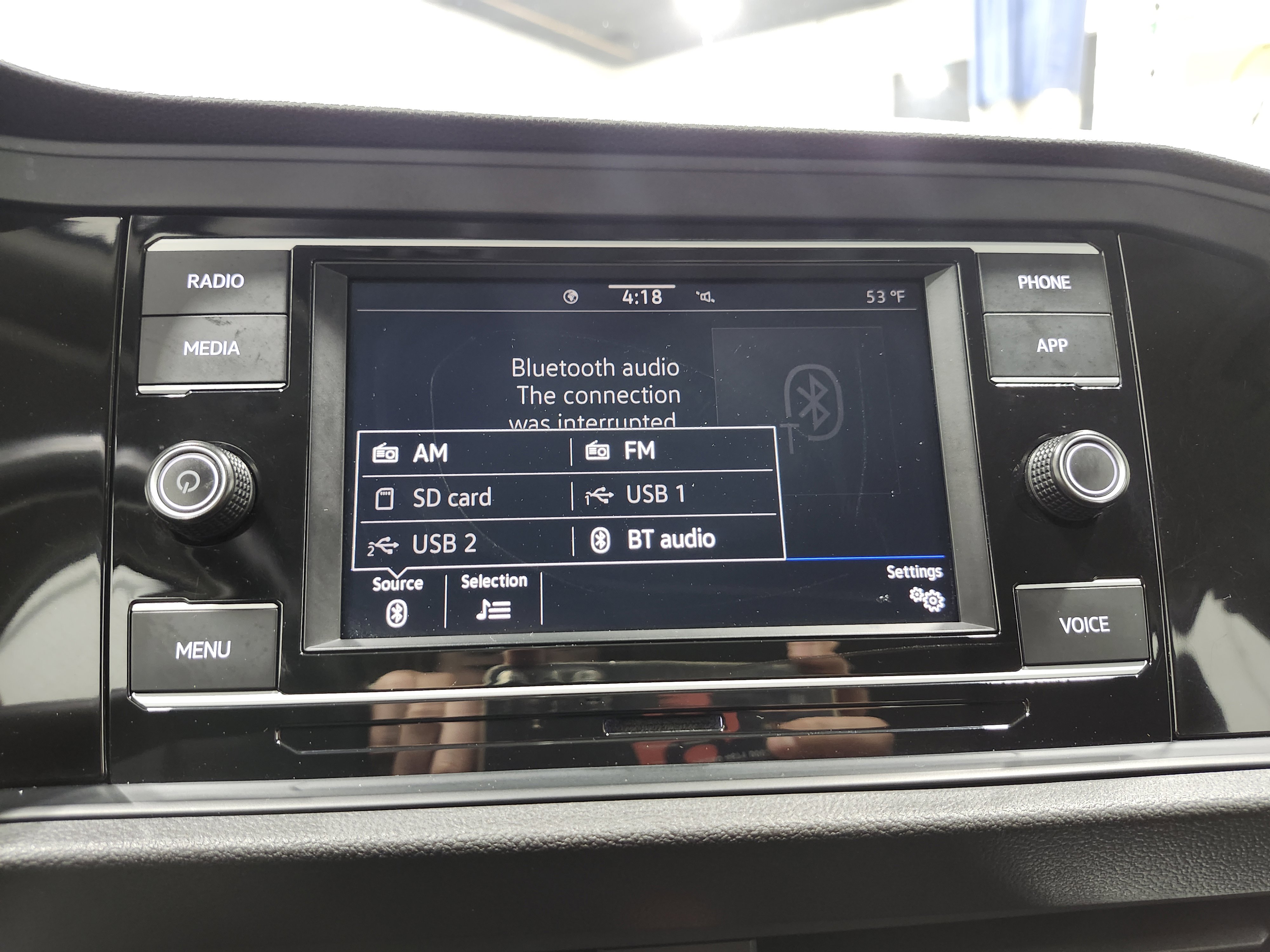 Used 2022 Volkswagen Jetta S image 5