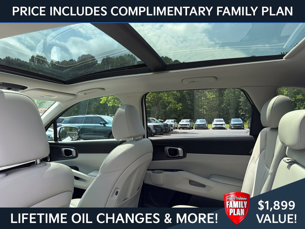 New 2026 Kia Sorento S w/ S Panoramic Sunroof Package FWD image 9