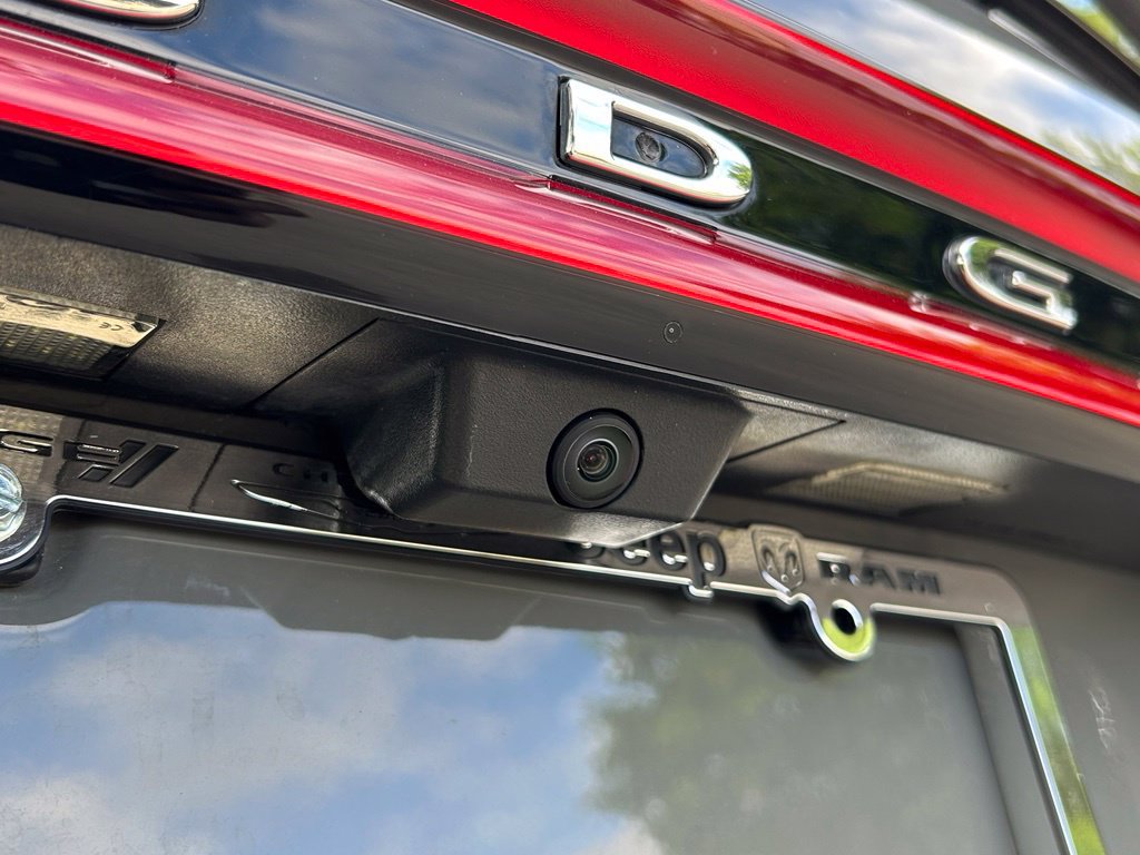 Used 2023 Dodge Durango R/T RWD image 42