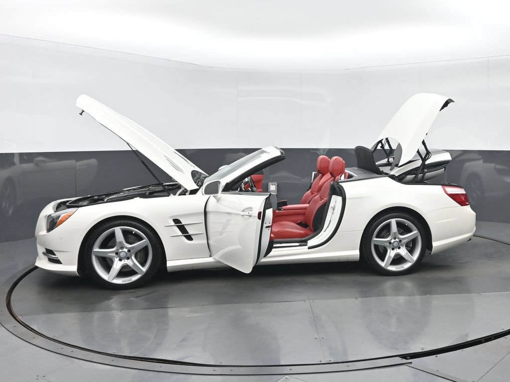 Used 2016 Mercedes-Benz SL 550 image 33