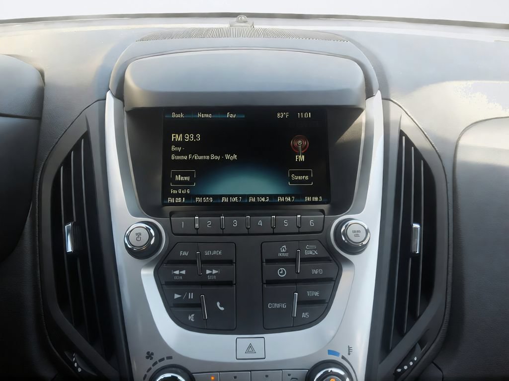 Used 2017 Chevrolet Equinox LS FWD image 26