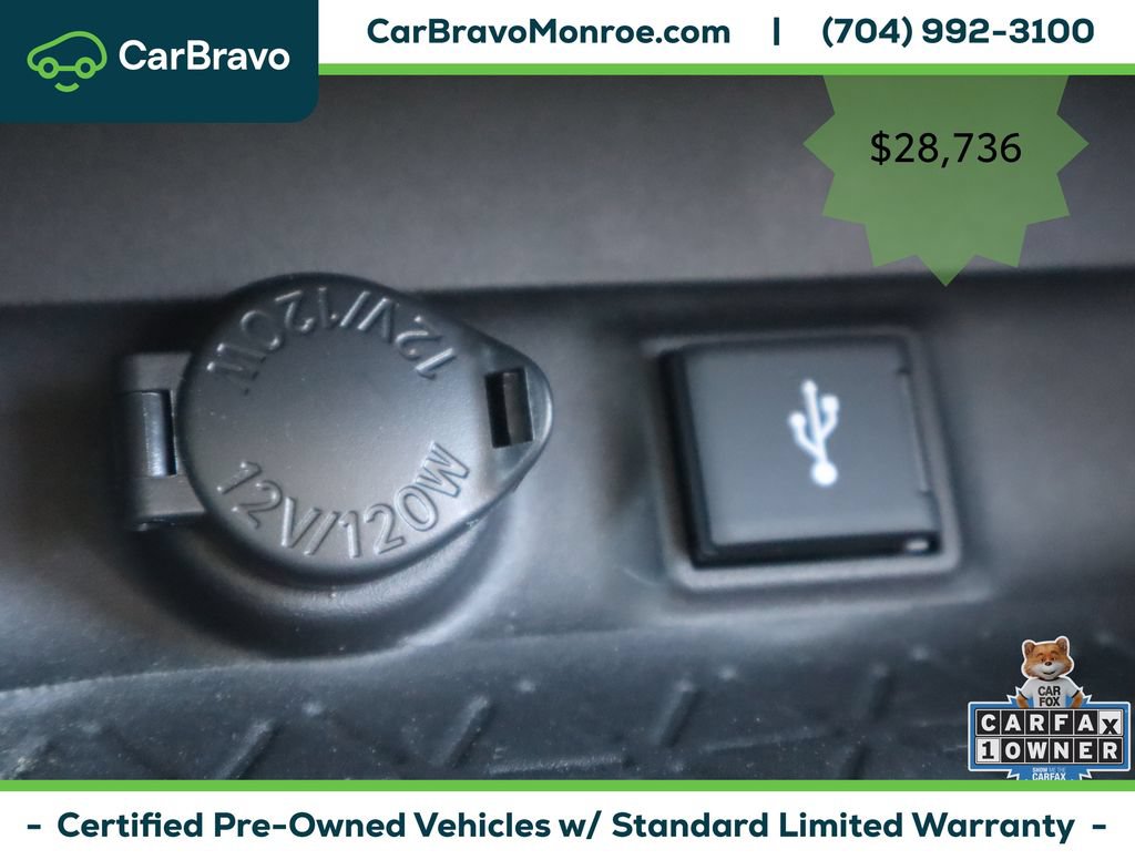Used 2021 Toyota RAV4 XLE Premium FWD image 35