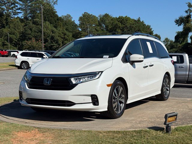 Used 2022 Honda Odyssey Touring image 3