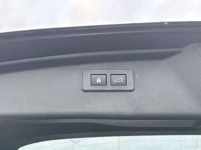 Certified 2025 Subaru Outback Premium AWD/4WD image 19