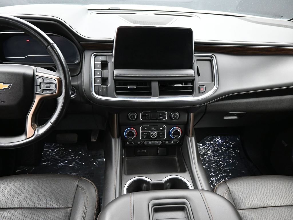 Used 2022 Chevrolet Suburban High Country w/ LPO, Illumination Package AWD/4WD image 13