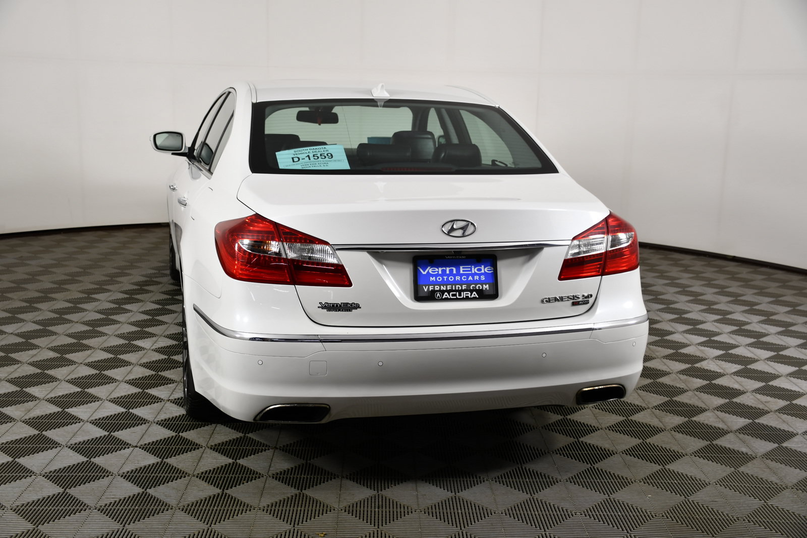 Used 2013 Hyundai Genesis 5.0 R-Spec RWD image 7