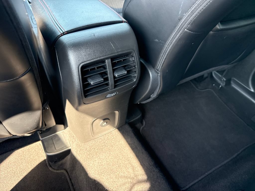 Used 2025 Ford Escape ST-Line FWD image 15