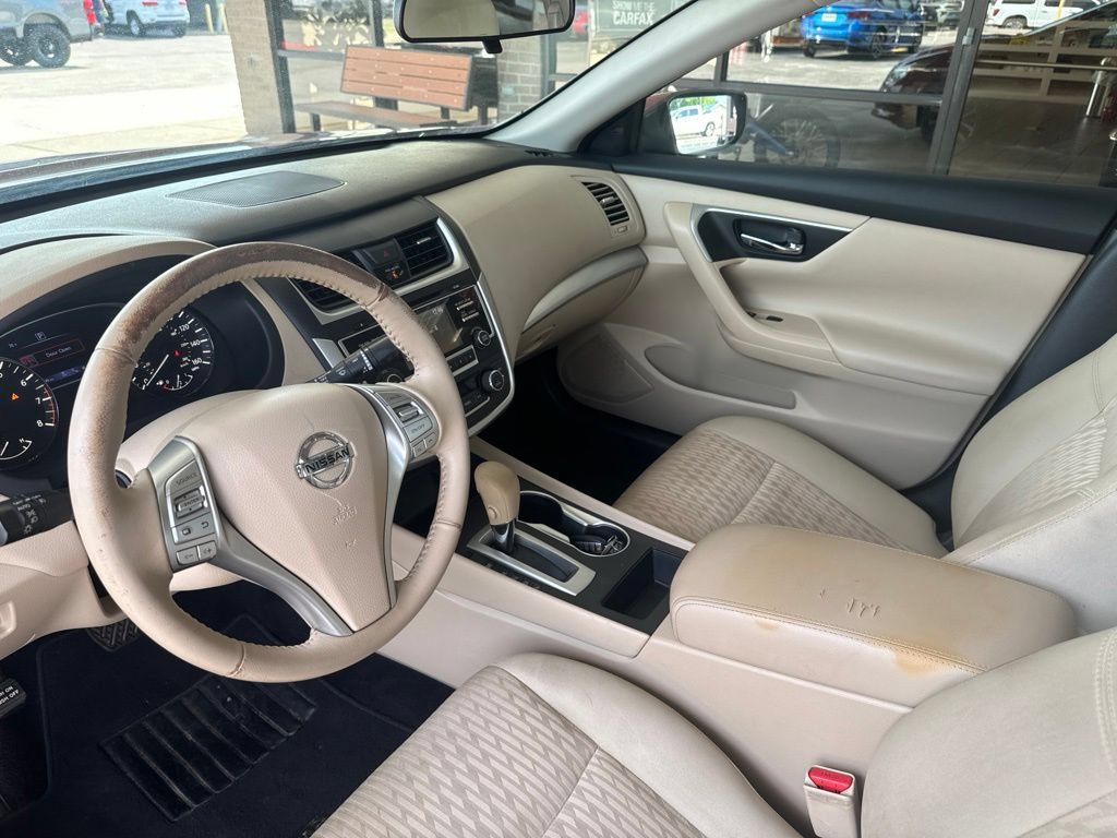 Used 2017 Nissan Altima 2.5 SV FWD image 10