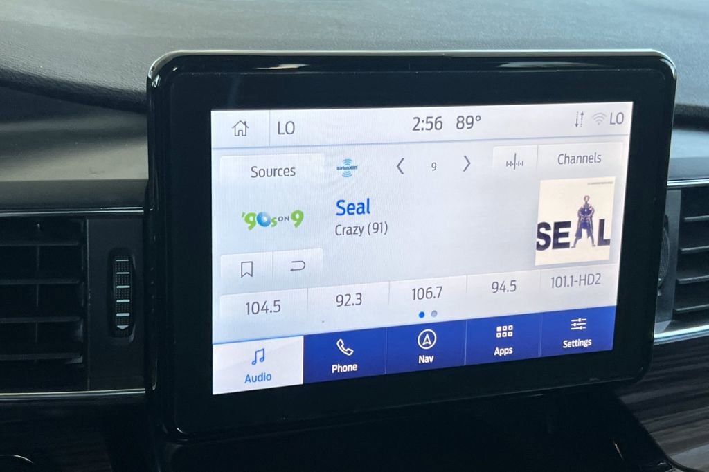 Used 2022 Ford Explorer Limited w/ Equipment Group 301A RWD image 20