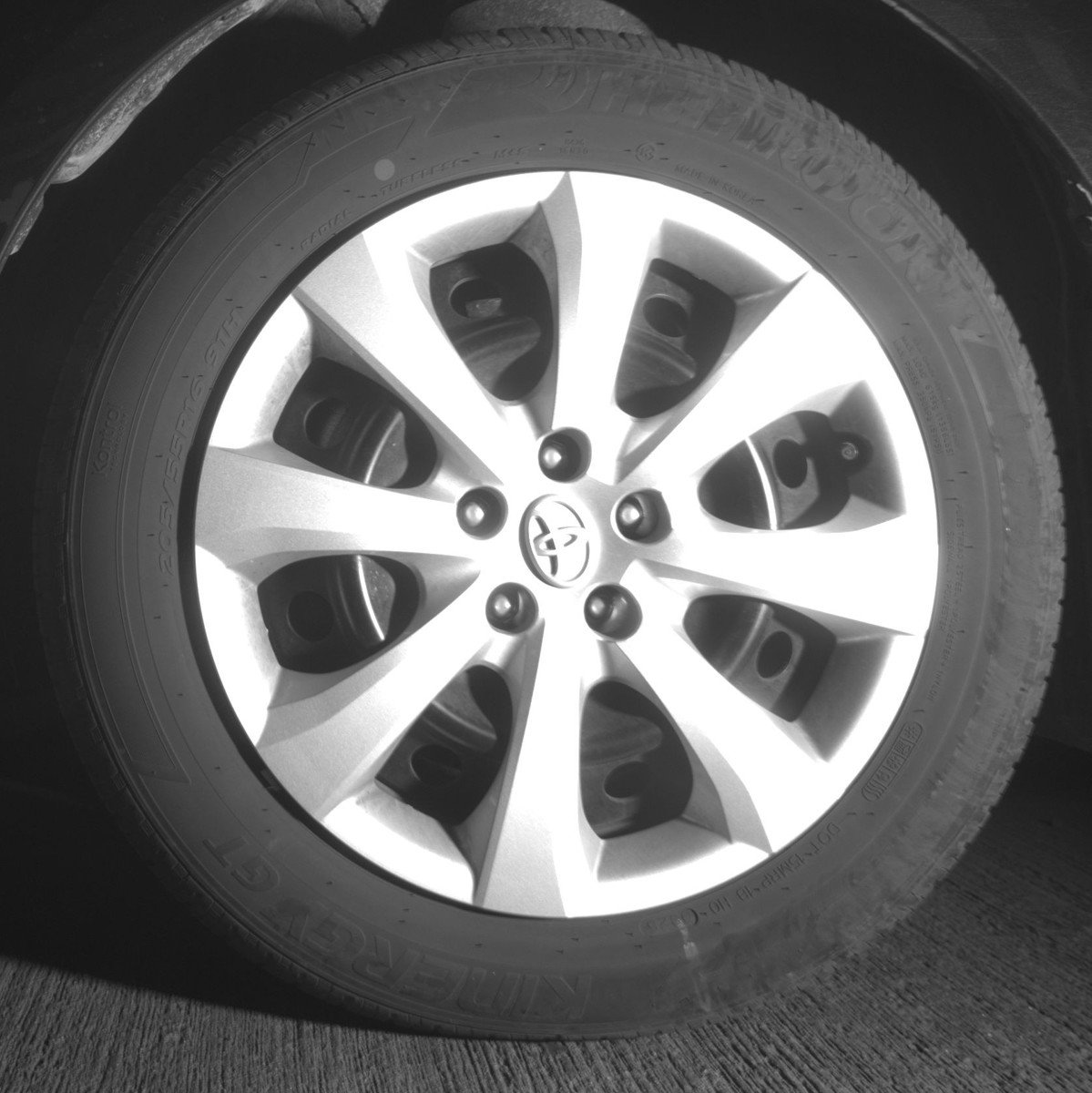 Used 2025 Toyota Corolla LE FWD image 12