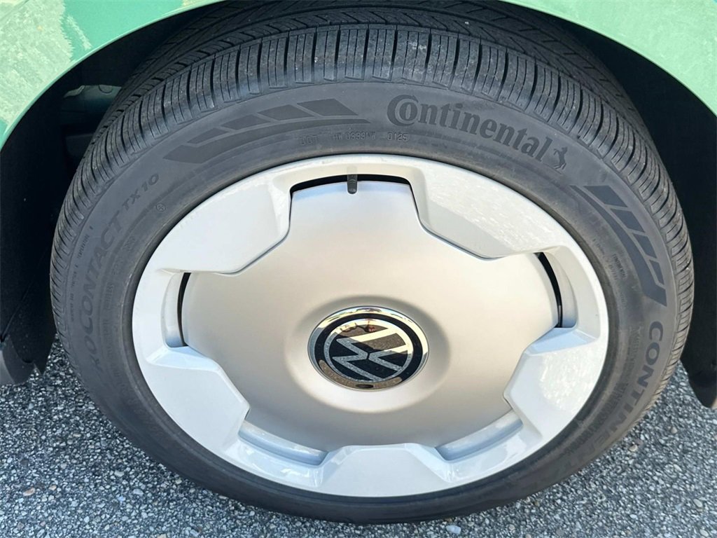 New 2025 Volkswagen ID. Buzz 1st Edition image 12