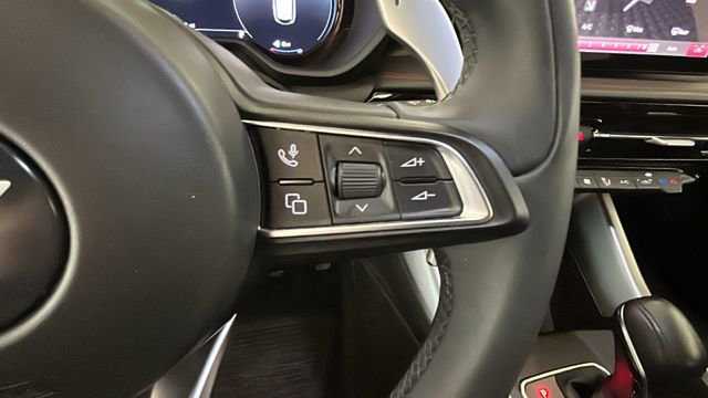 Used 2024 Dodge Hornet R/T AWD/4WD image 17