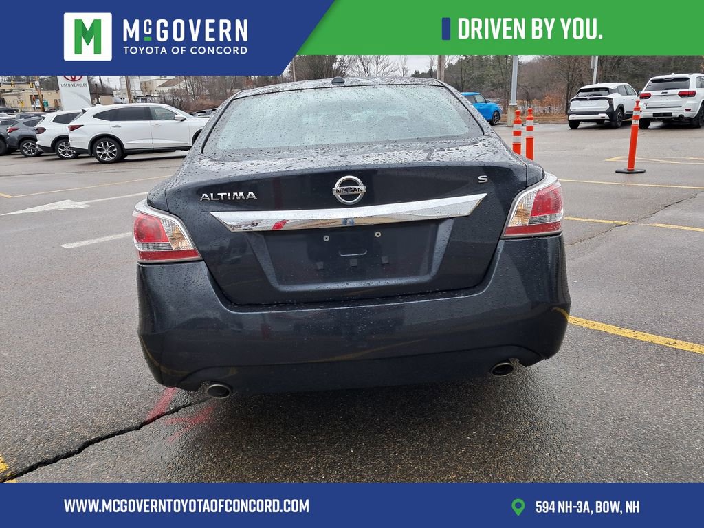 Used 2015 Nissan Altima 2.5 S w/ Power Driver Seat Package FWD image 5