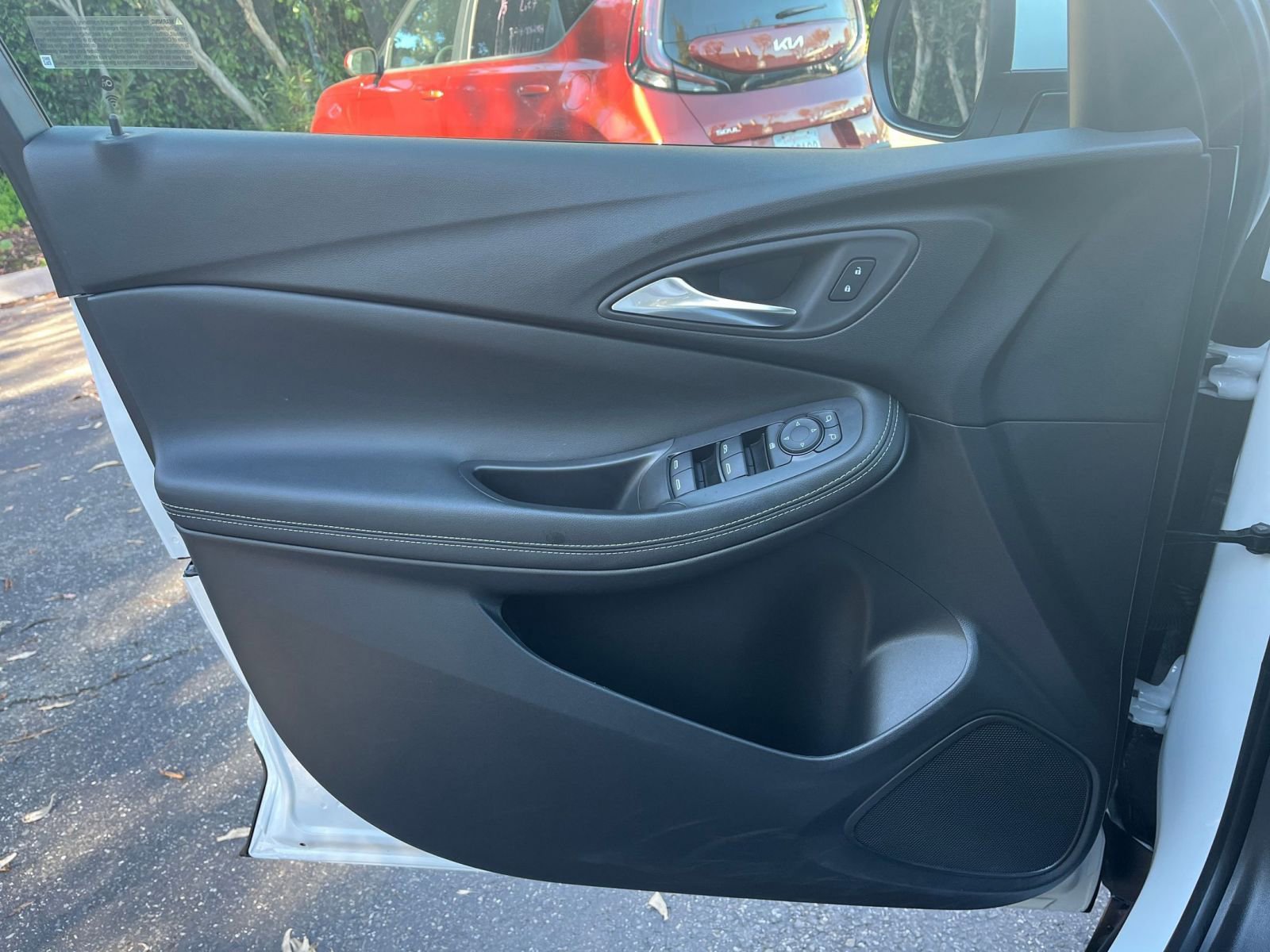 Used 2025 Buick Encore GX Preferred image 20