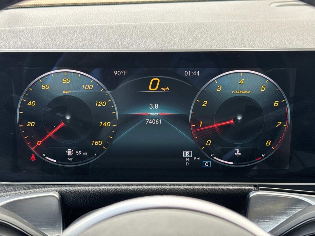 Used 2021 Mercedes-Benz GLB 250 w/ Premium Package image 28