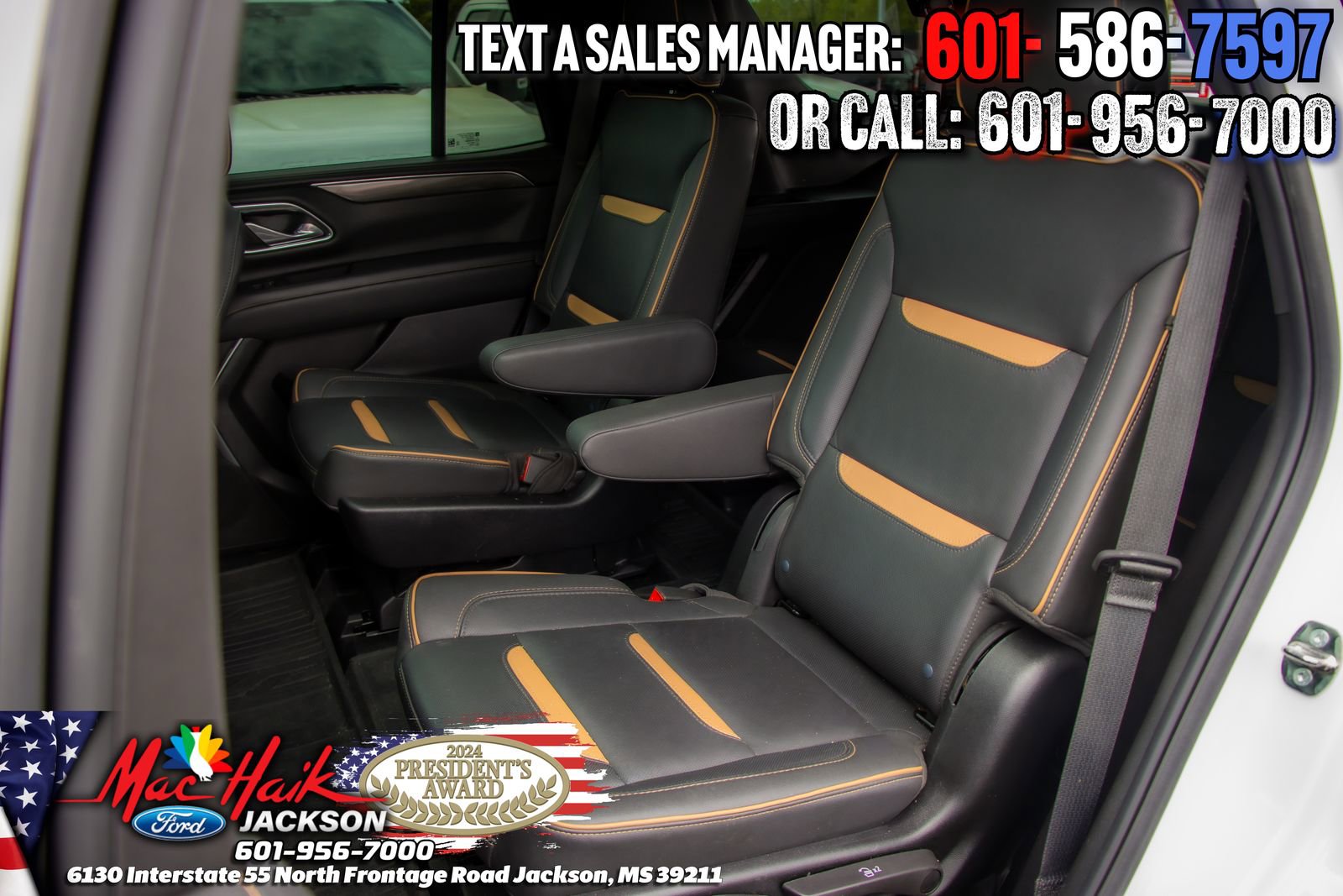 Used 2024 GMC Yukon AT4 w/ Technology Package image 9