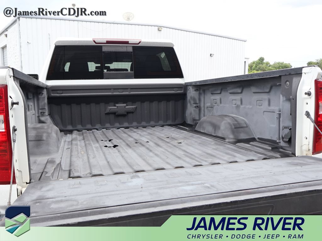 Used 2020 Chevrolet Silverado 2500 LT w/ Texas Edition AWD/4WD image 15