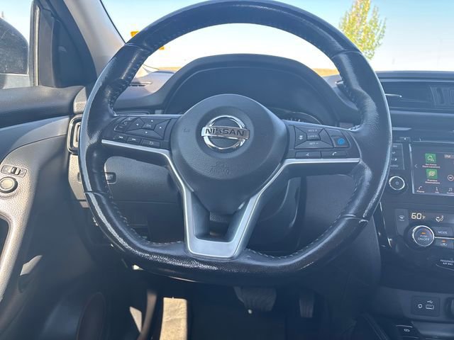 Used 2020 Nissan Rogue Sport SL FWD image 14